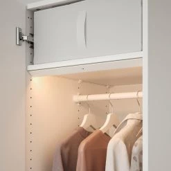 IKEA ÖVERSIDAN LED Wardrobe Lighting Strp W Sensor Dimmable White 18 " 13 IKEA ÖVERSIDAN LED Wardrobe Lighting Strp W Sensor Dimmable White 18 " -Ikea Armoi outlet store oeversidan led wardrobe lighting strp w sensor dimmable white 1054415 pe847697 s5
