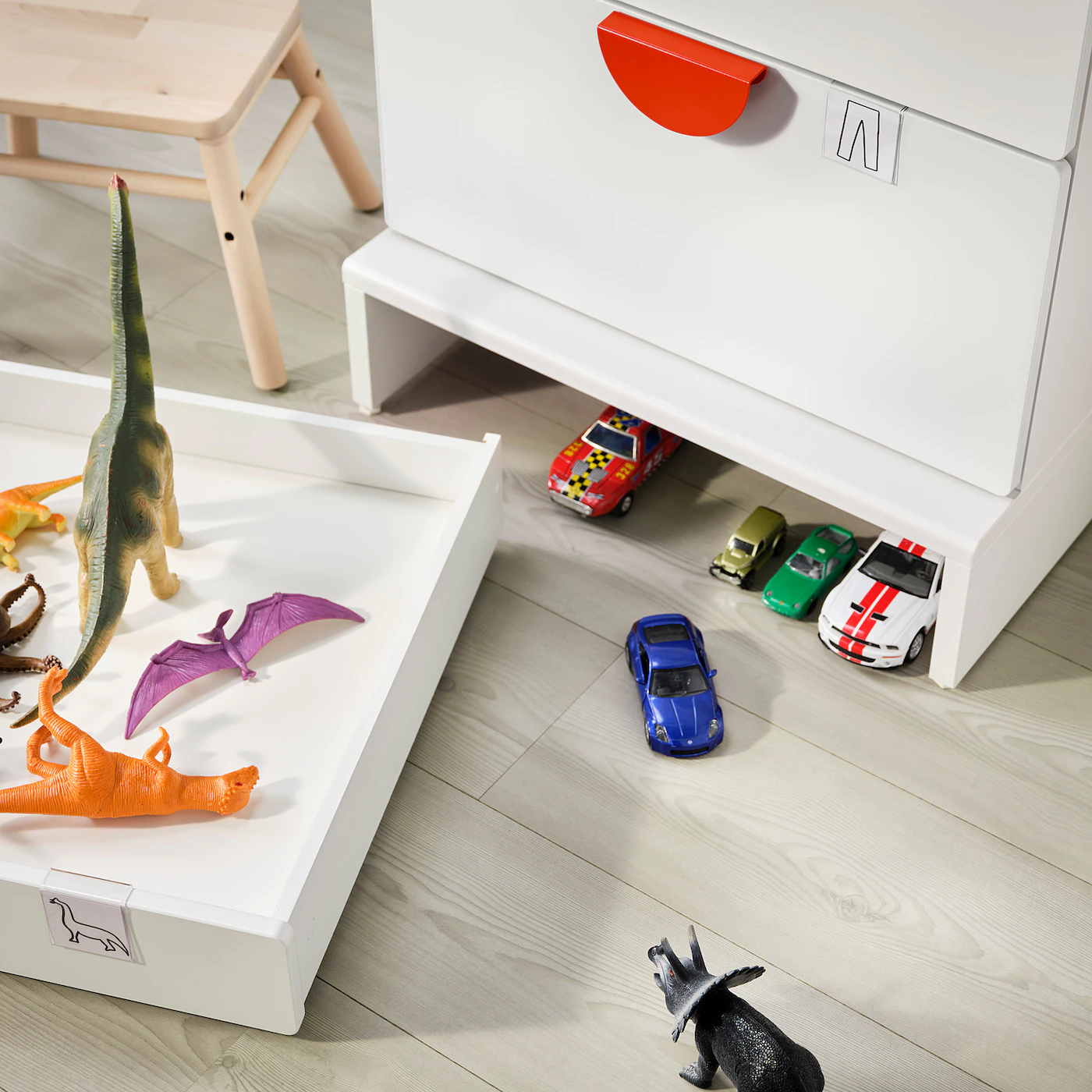 IKEA SMÅSTAD / UPPFÖRA Wardrobe White White/with 3 Drawers 23 5/8x24 3/4x77 1/8 " 11 IKEA SMÅSTAD / UPPFÖRA Wardrobe White White/with 3 Drawers 23 5/8x24 3/4x77 1/8 " - Image 9