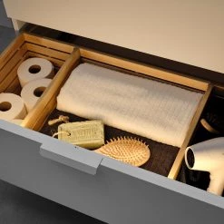 IKEA STÖTTA LED Cabinet Lighting Strip W Sensor Battery Operated White 28 " -Ikea Armoi outlet store stoetta led cabinet lighting strip w sensor battery operated white 0973836 pe812140 s5